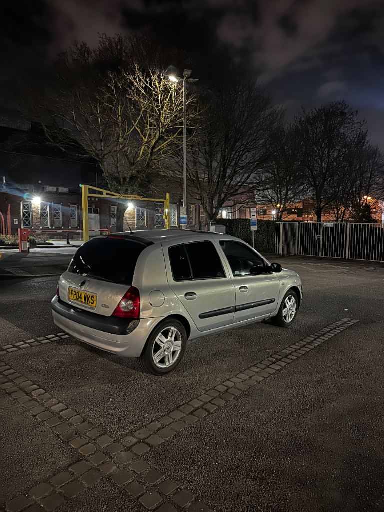 2004 Renault Clio – Automatic – ULEZ Free – Full Service History