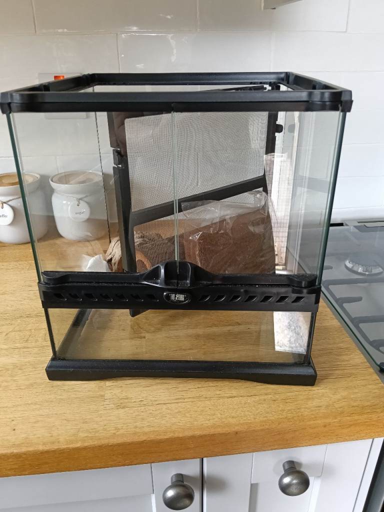 Vivarium - used