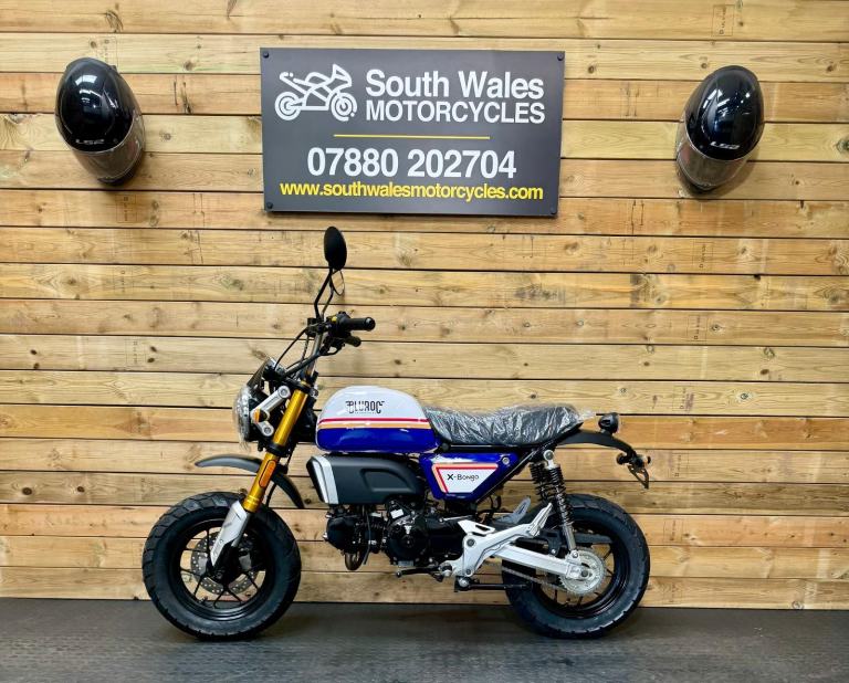 Bluroc X-Bongo 125 : brand new and unregistered. 