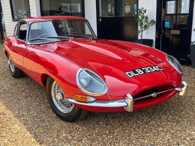 1965 C JAGUAR E-TYPE JAGUAR E-TYPE 4.2 FH COUPE MAN