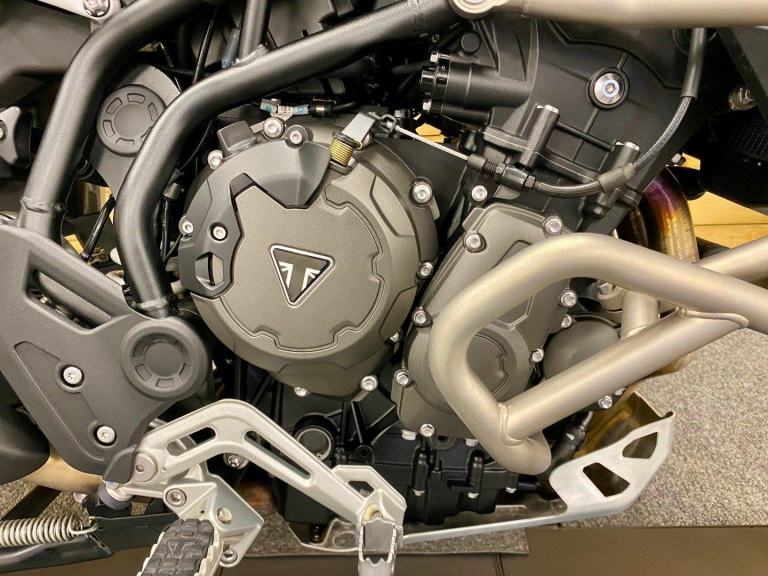 2023 Triumph Tiger 900 Rally Aragón Edition, Only 1,164 Miles, Panniers, Top bo