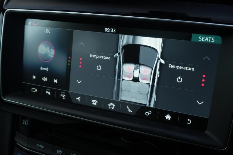 2016 Jaguar F-Pace 3.0d V6 1st Edition 5dr Auto AWD ESTATE DIESEL Automatic