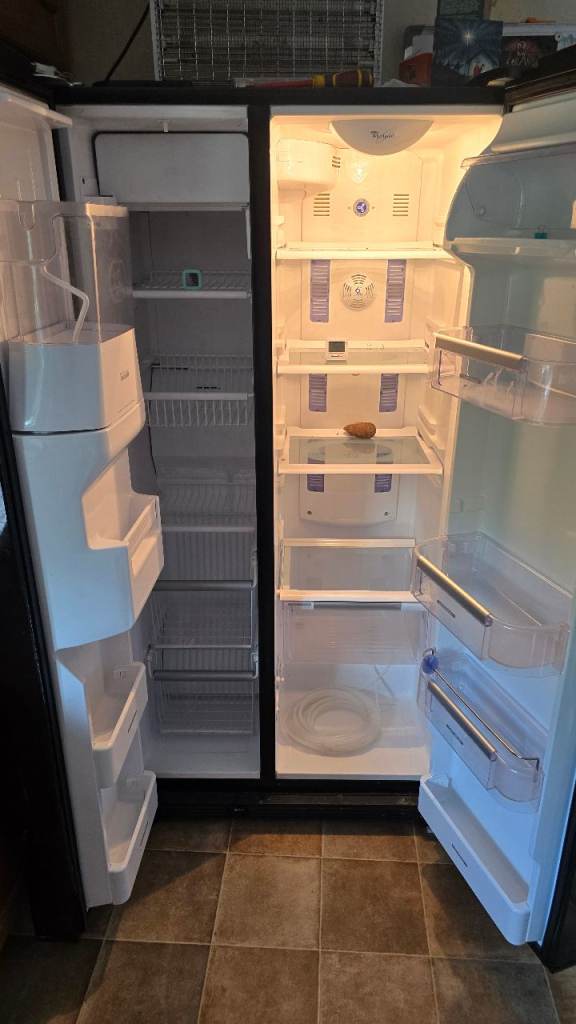 Whirlpool american fridge freezer 