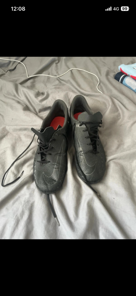 Black Nike phantom Football boots 