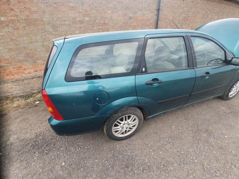 FORD FOCUS  MK1  GHIA ZETEC ST170.WA NTED  MOT FAILURE  SALVAGE 