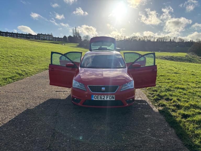 Seat, TOLEDO, Hatchback, 2012, Semi-Auto, 1390 (cc), 5 doors