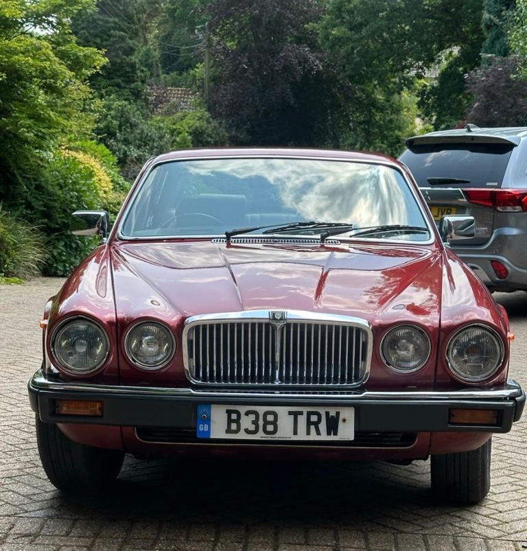 Jaguar, SOVEREIGN, 1985, 4235 (cc)