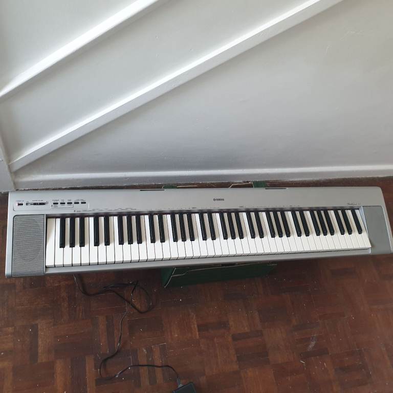 Yamaha NP-30 Portable Grand Digital Piano / 76-Key Portable Grand Keyboard - Good Condition