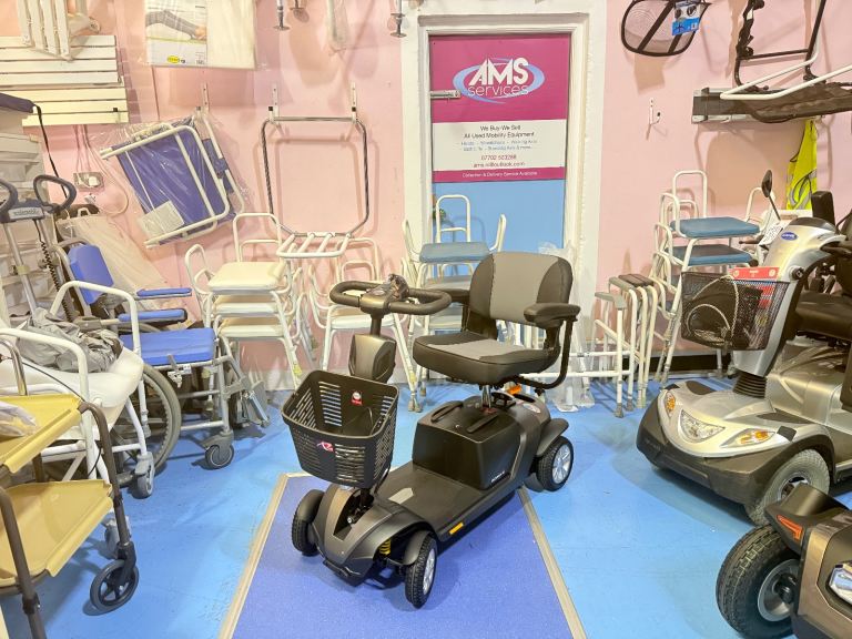 Brand New - Roma Medical Denver Plus 4mph Mobility Scooter up to 20 mile range