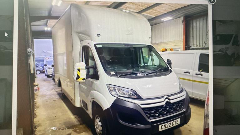 2022/22 CITROEN RELAY LOW LOADER BOX WITH BARN DOORS EURO6 PRICE IS PLUS VAT 