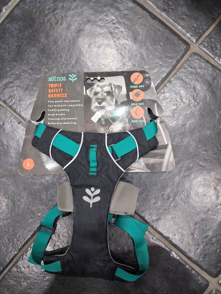 NEW SOTNOS SMALL DOG TRIPLE SAFETY HARNESS