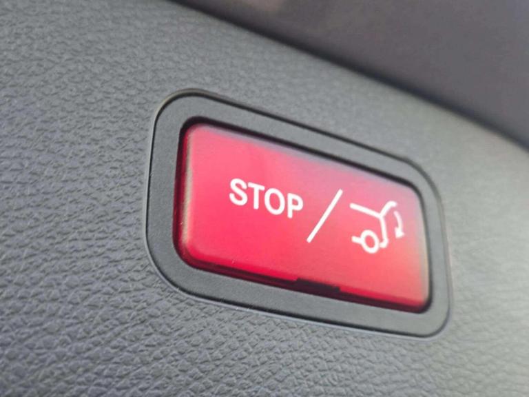 2016 Mercedes-Benz GLA GLA 220d 4Matic AMG Line 5dr Auto [Prem Plus] ESTATE DIESEL Automatic