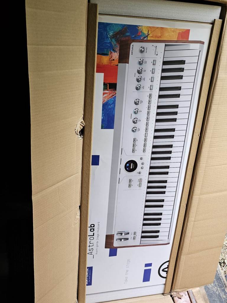 ARTURIA ASTROLAB 61 KEY