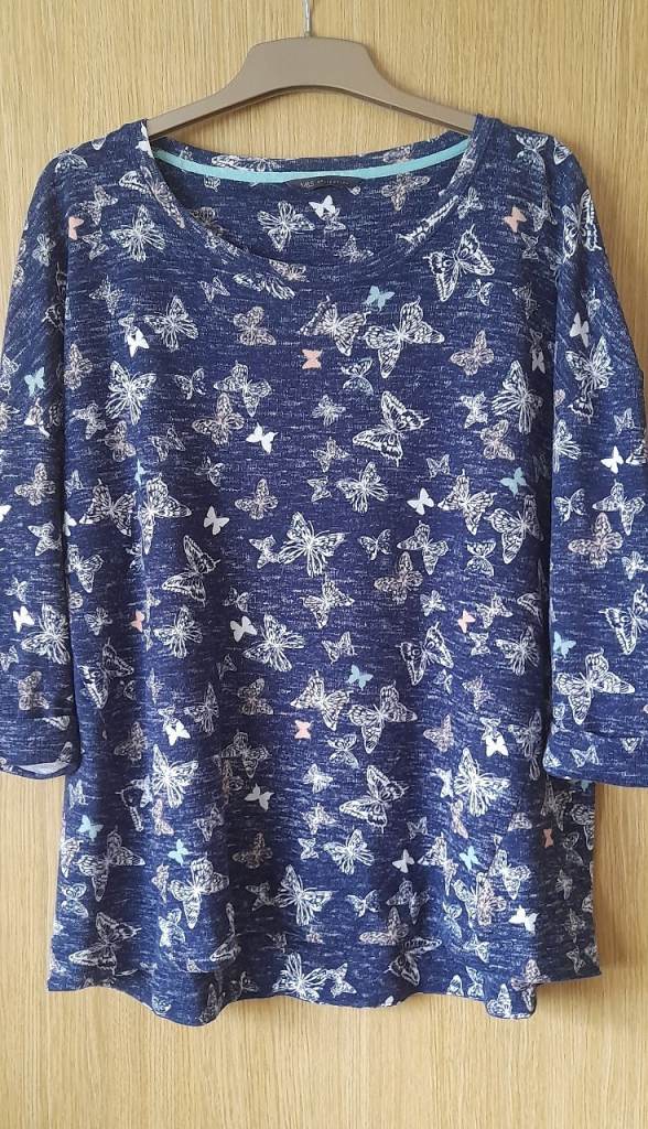 Blue Butterfly Print Top – Women's Size 18 Good Condition
