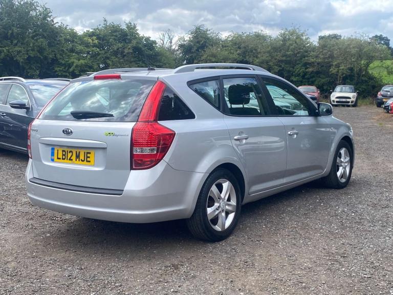 2012 Kia Ceed 1.6 CRDi EcoDynamics 2 Sports Wagon Euro 5 (s/s) 5dr Estate Diesel Manual