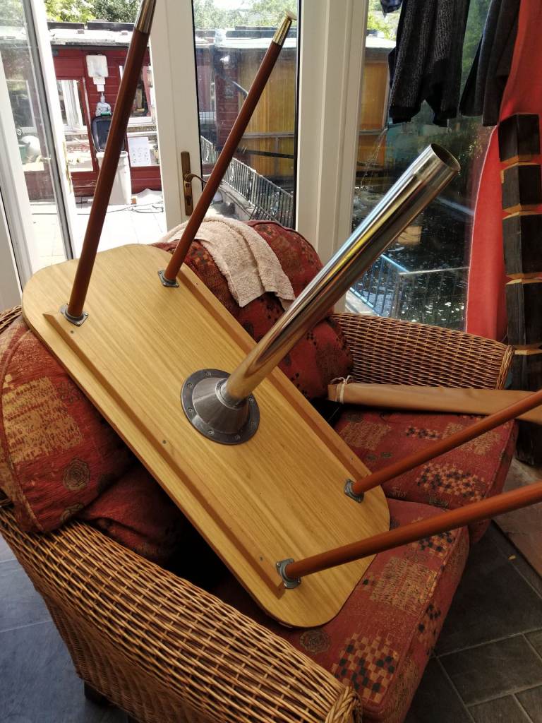 Camper van table pole +