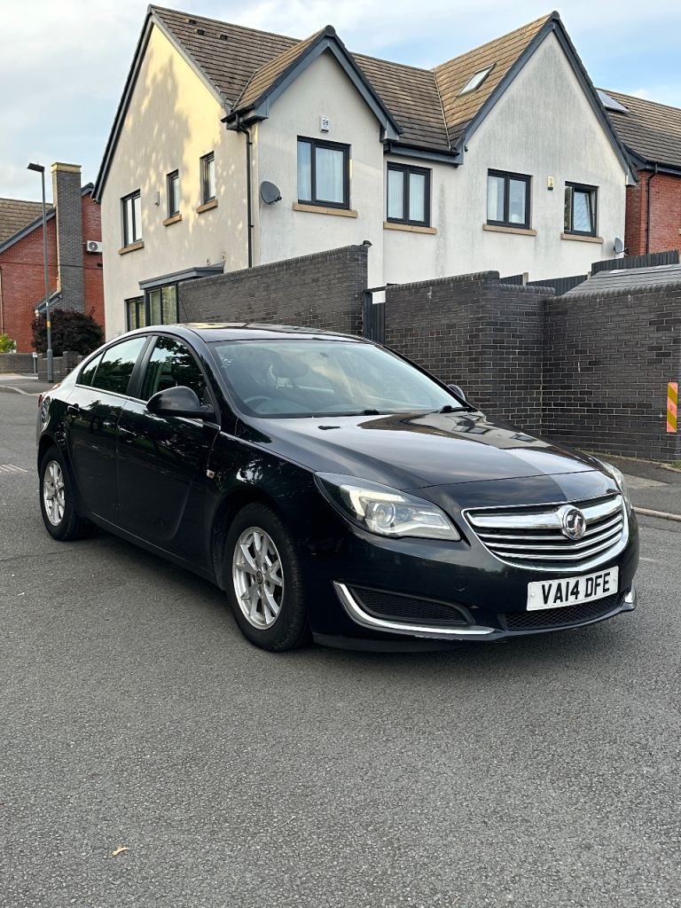 Vauxhall, INSIGNIA, Hatchback, 2014, Manual, 1956 (cc), 5 doors