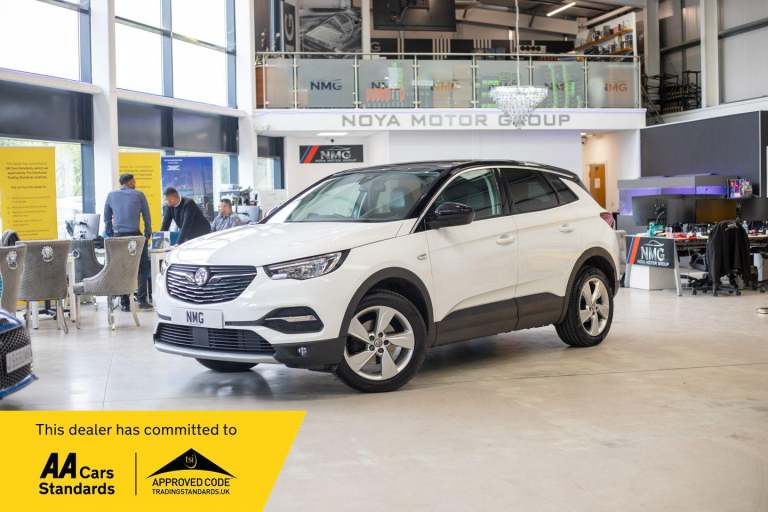 2019 Vauxhall Grandland X 1.2 Turbo SRi Nav 5dr Auto HATCHBACK PETROL Automatic