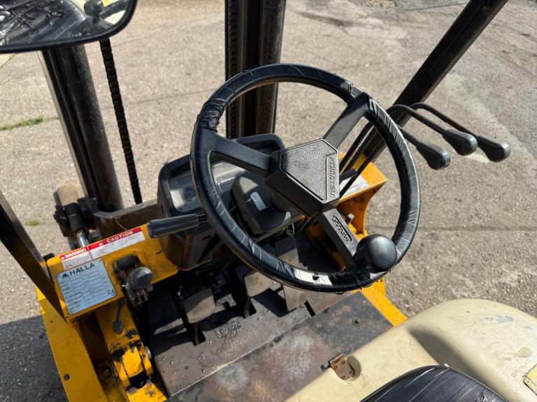 2017 REG HALLA GAS FORKLIFT TRUCK 2.5 TON