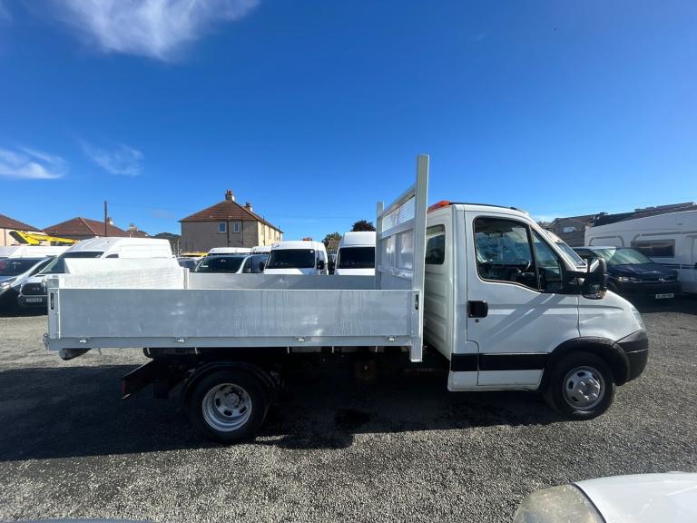 2011 Iveco Daily HOOKLOADER TIPPER NA Diesel Manual