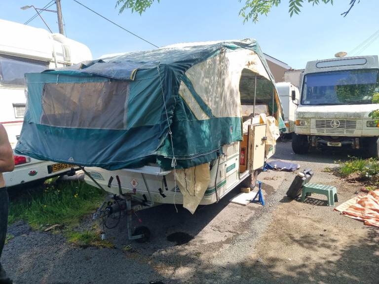 Pennine pathfinder 2002 6 birth trailor tent 