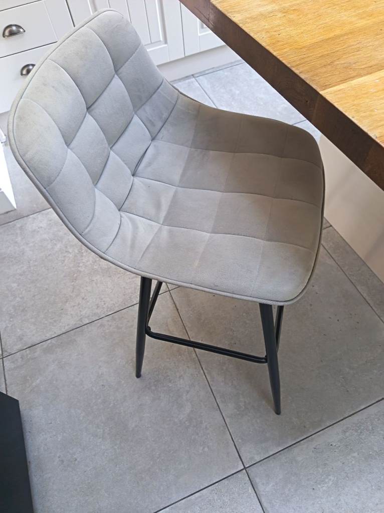 4 x Woltu Bar Stools Light Grey