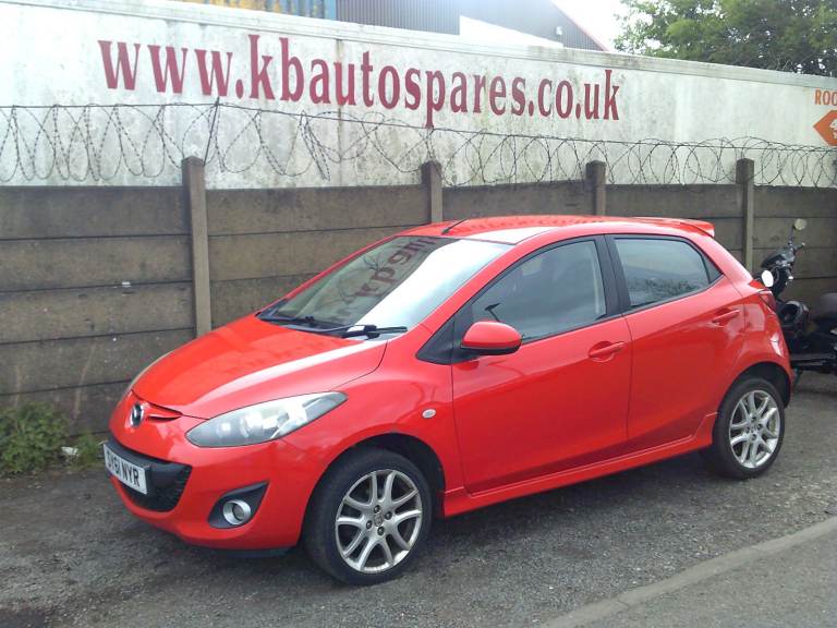 breaking for spares mazda 2 2011 1.6 td 