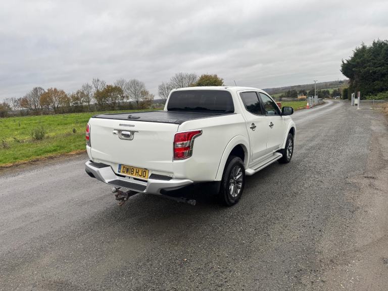 Mitsubishi L200 2.4 DI-D DC Barbarian Pickup Double Cab 4dr Diesel Ma... 2018/18