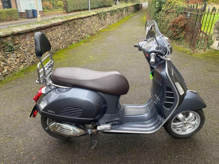 2022 Piaggio Vespa GTS 300 300 Touring ABS Scooter Petrol CVT Euro 5 (24 ps)