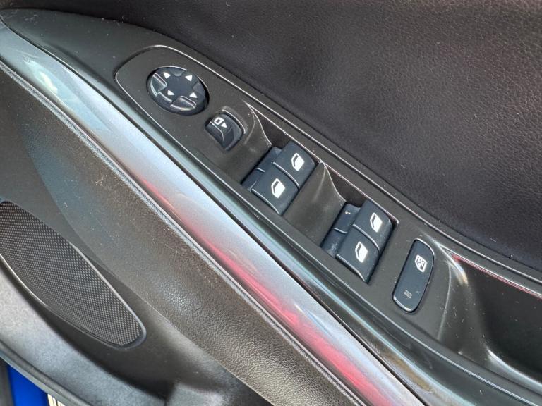 2020 Vauxhall Grandland X 1.2 Turbo SRi Nav 5dr HATCHBACK Petrol Manual