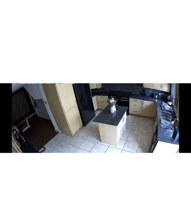 2 large rooms in clean house 1 double includes lounge 