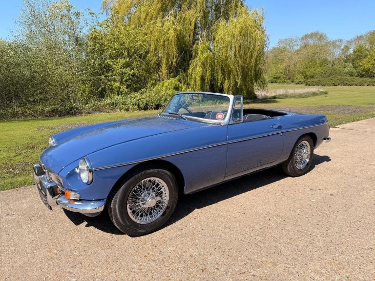 1966 (D) MGB Roadster 1.8 - Chrome Wires