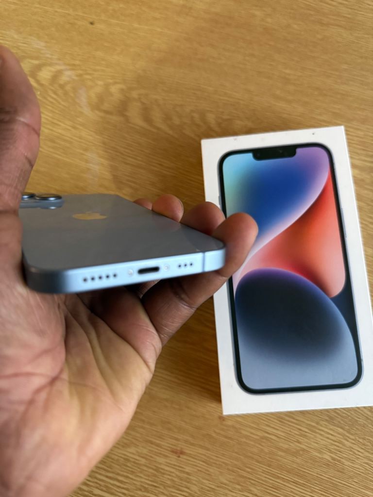 iPhone 14 128GB Unlocked 