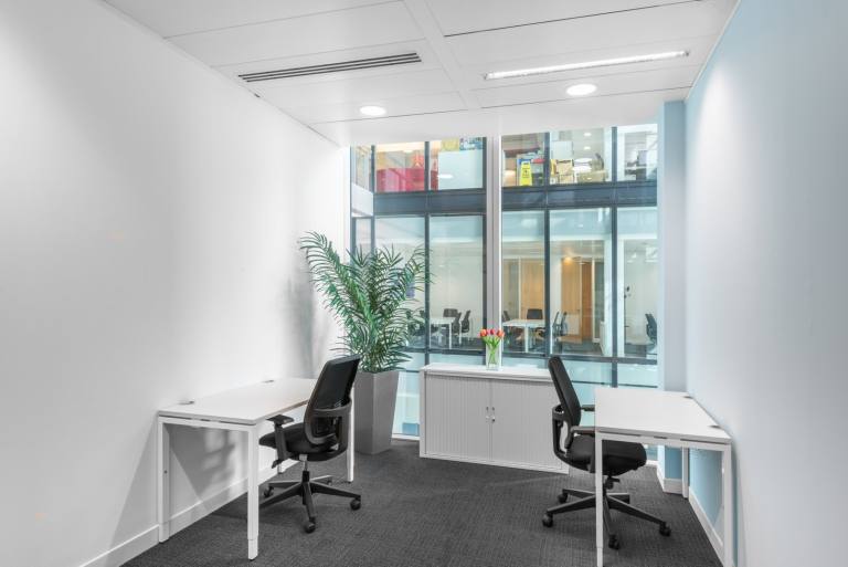 Manchester - M3 3HF \ Private Office for 1 Person, Ready to Use
