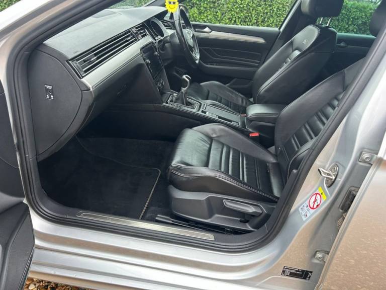 2020 20 VOLKSWAGEN PASSAT 2.0 TDI EVO R-LINE ESTATE 5DR DIESEL MANUAL EURO 6 (S/