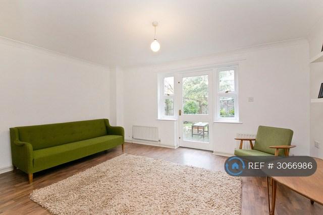 3 bedroom house in Celandine Drive, London, E8 (3 bed) (#3066986)