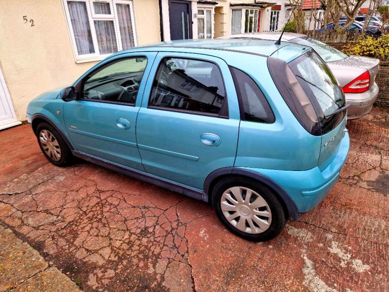 AUTOMATIC VAUXHALL CORSA 1.4 ULEZ FREE GREAT DRIVE 