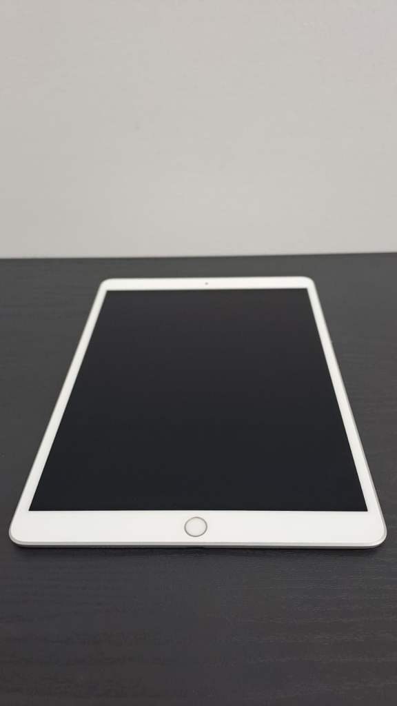 Tablet for games, for students, professionals and everyone, high performance very slim and smart . 