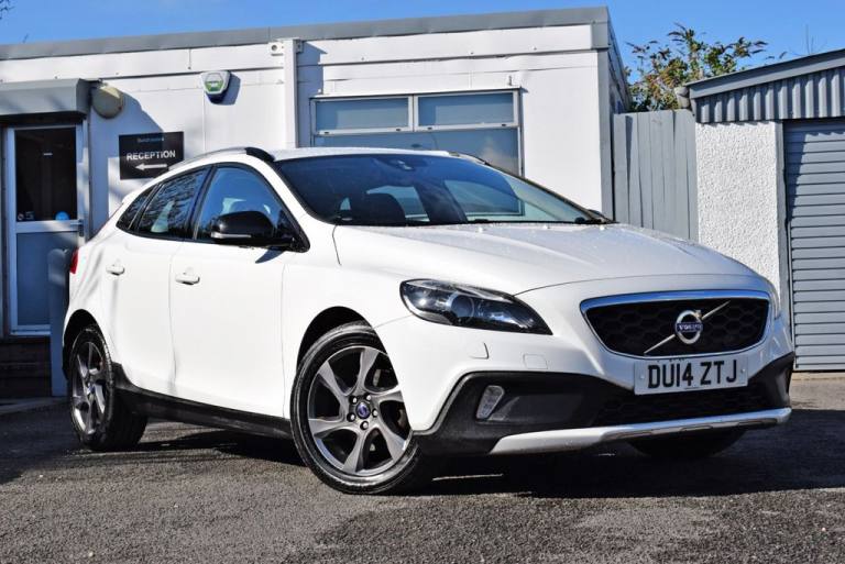 2014 Volvo V40 D2 Cross Country Lux 5dr Powershift HATCHBACK DIESEL Automatic