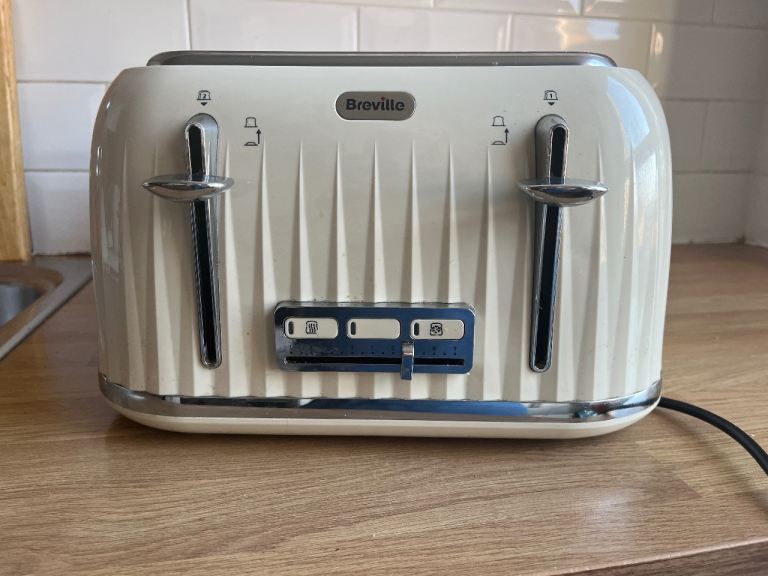 Breville 4 slice toaster 