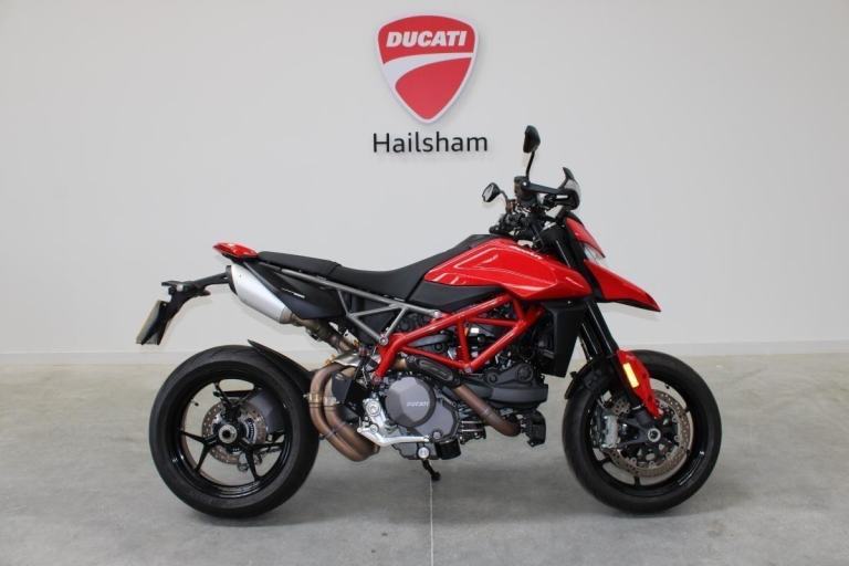 2024 Ducati Hypermotard 950, Ducati Red, Supermoto