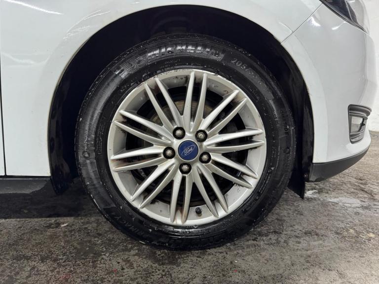 2017 Ford Focus 1.0 EcoBoost Zetec Edition 5dr ESTATE PETROL Manual