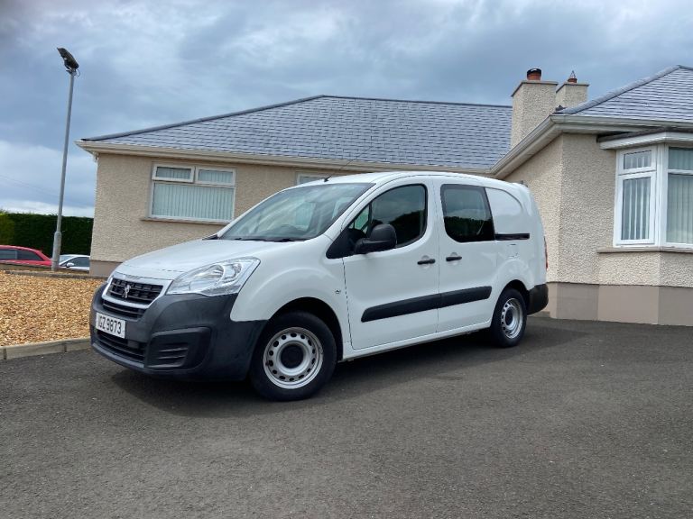 2018 Peugeot, PARTNER, 1.6 HDI CREWCAB VAN 1 owner only 6k miles AS NEW 