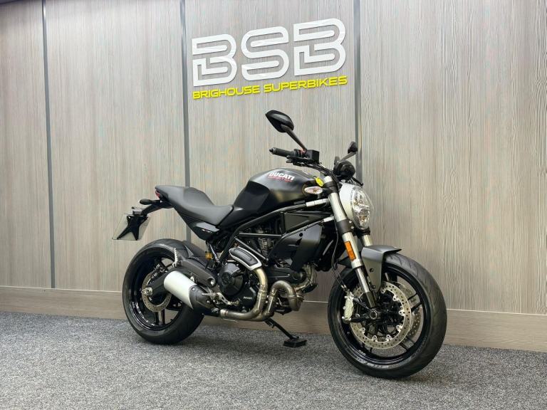 2017 17 Ducati Monster 797 M797 - Standard bike - recent belts 