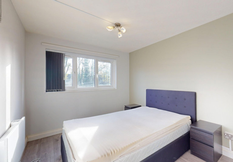 2 bedroom flat in Neasden, NW10