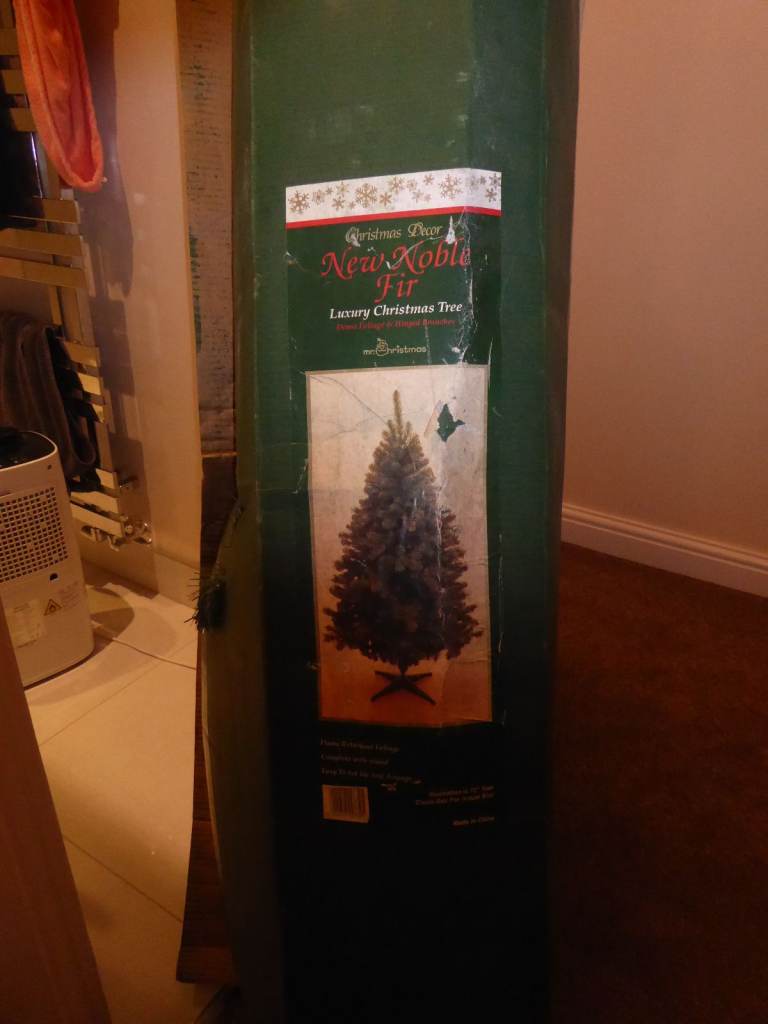 7ft Luxury Christmas, Green