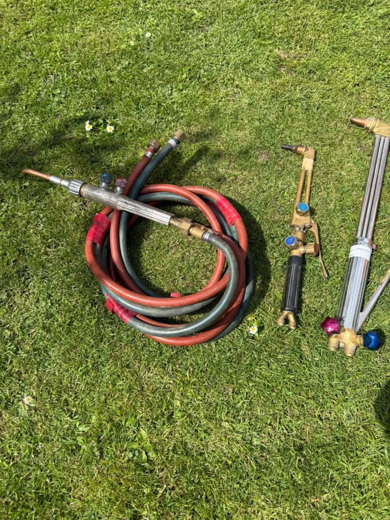 Various gas cutting torches