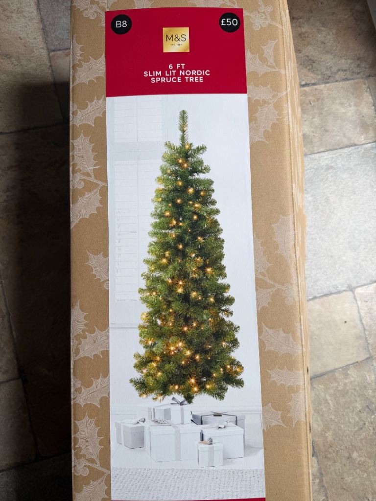 Free Christmas tree and decor 