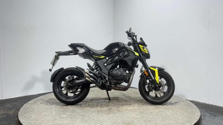 Sinnis Akuma 125 2022 9K GOOD RUNNING PROJECT BIKE SPARES OR REPAIR 125CC