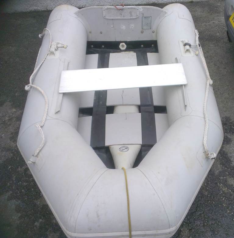 Presto/3d 200 2m dinghy tender with wheels